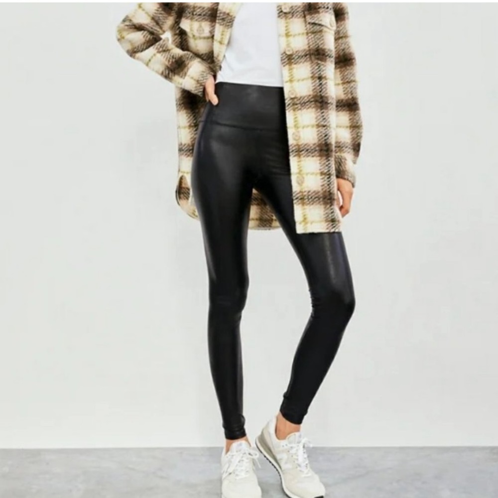 Aritzia Daria Pant